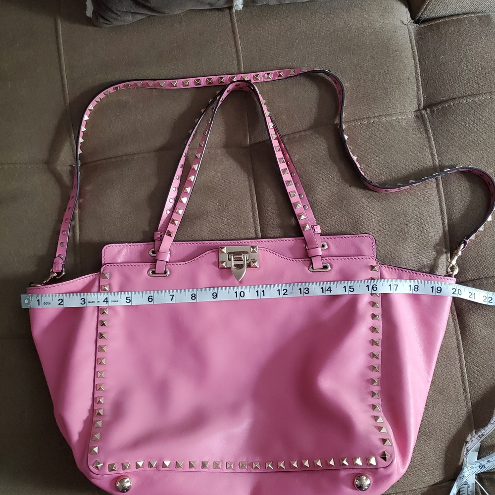 💯 Valentino Garavani Rockstud Tote - Picture 4 of 16